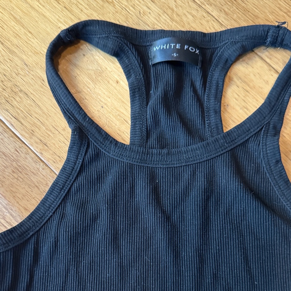 White Fox Boutique Black Tank Top - Picture 3 of 4